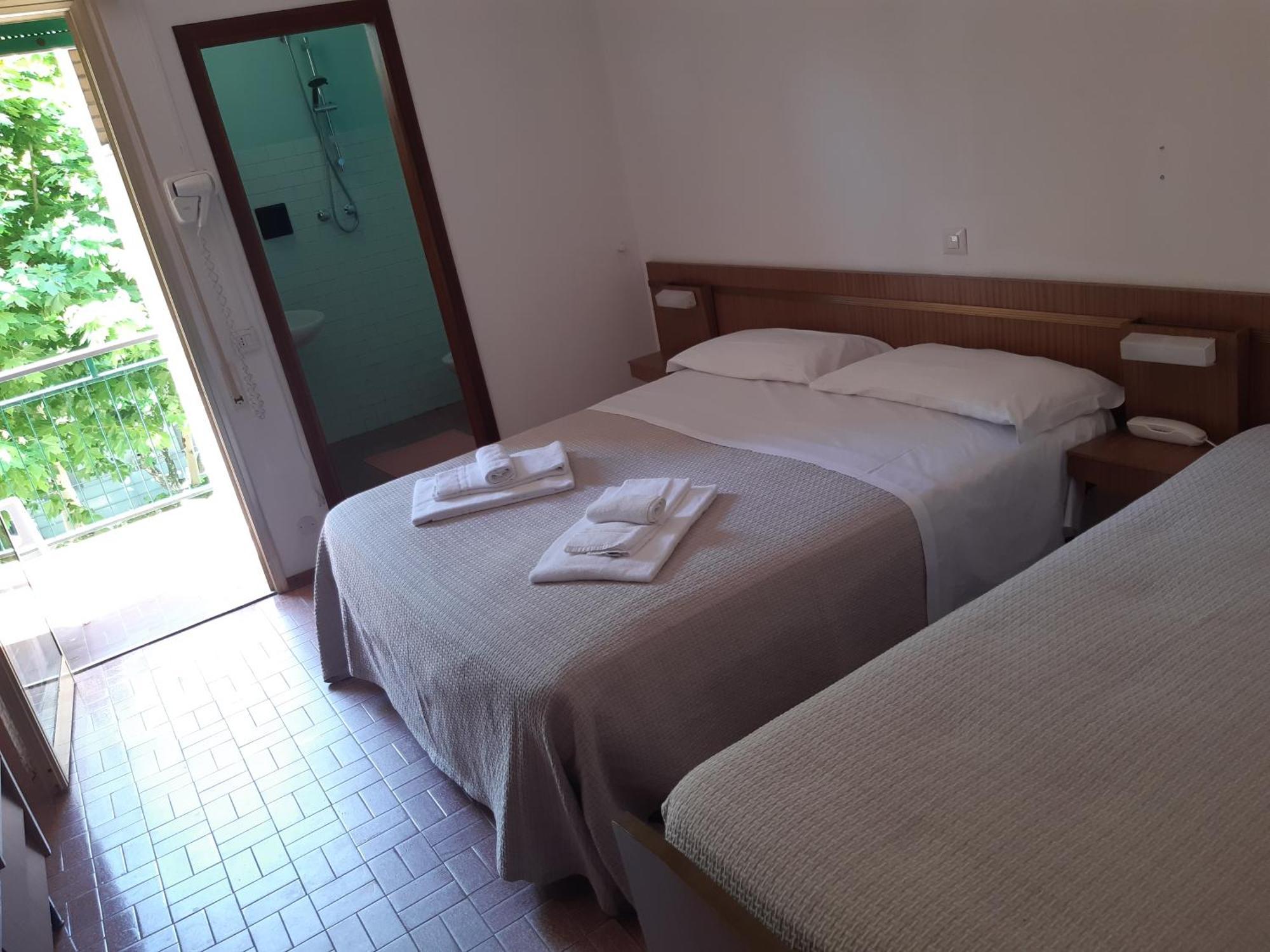 Triple Room Bathroom